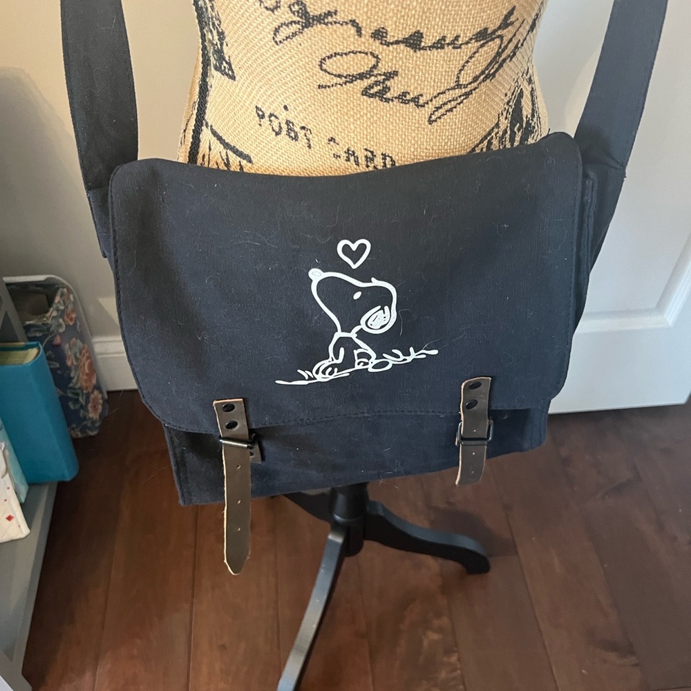 Snoopy black adjustable messenger bag canvas - Picture 2 of 5